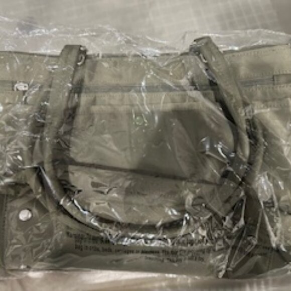 IHKWIP Traverse East/West Medium Tote with Crossbody Strap (Military Olive) BNWT - Picture 6 of 7